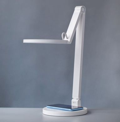 LED лампа з бездротовою зарядкою MOMAX Smart Desk Lamp with Wireless Charger - White, ціна | Фото