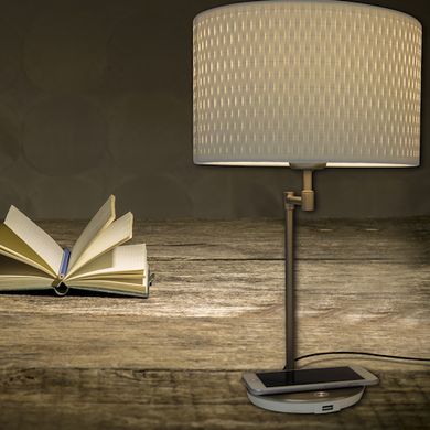 Настольная LED лампа Macally с поддержкой беспроводной зарядки 10W + USB (LAMPCHARGEQI-E), цена | Фото