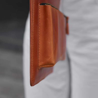 Кожаный чехол-сумка ручной работы INCARNE MARYLAND для MacBook Air 15 (2023-2024) М2/М3 - Коньяк