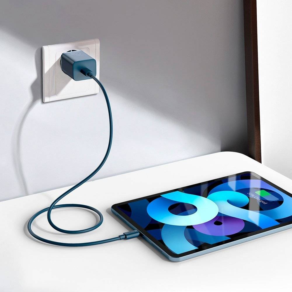 Зарядное устройство Baseus Super Silicone PD Charger 20W (1Type-C) + With Cable Type-C to Lightning