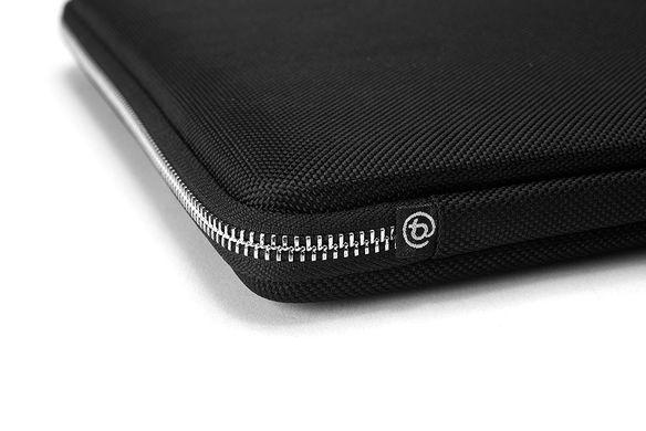 Чехол Booq Hardcase S for MacBook Pro 13 (2016-2020) / Air 2018 - Black (HCS-BLK), цена | Фото