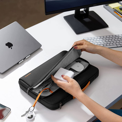 Протиударний чохол-сумка Tomtoc Laptop Briefcase for MacBook Pro 16 (2019) / Pro 16 (2021) M1 / Pro 15 (2016-2019) / Pro Retina 15 (2012-2015) - Black, ціна | Фото