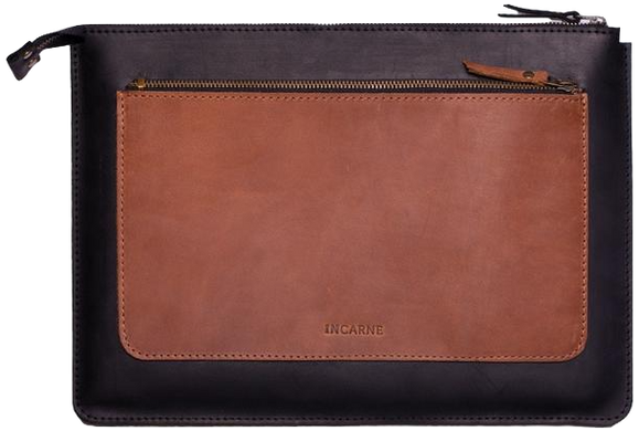 Кожаный чехол ручной работы INCARNE MOCCO для MacBook Air 15 (2023-2024) М2/М3 - Черный (карман коньяк)