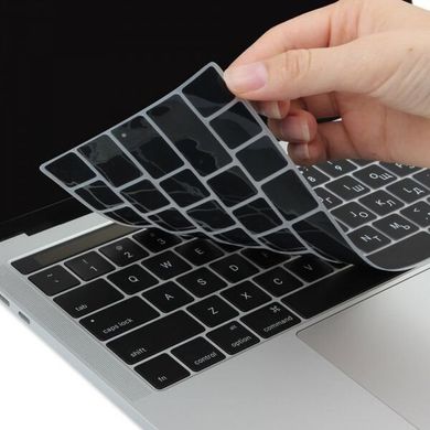 Накладка на клавиатуру STR для MacBook Pro 13/15 (2016-2019) - Черная EU (с TouchBar) (с русскими буквами), цена | Фото