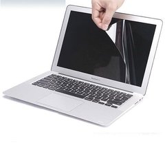 Поклееная защитная пленка на MacBook, цена | Фото