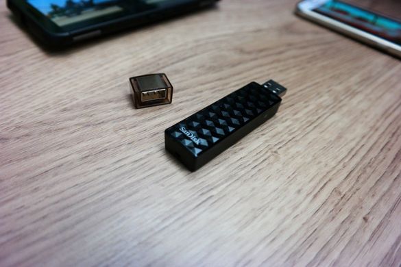 Беспроводная флешка SanDisk WIFI Connect Wireless Stick 64GB - Black (SDWS4-64G), цена | Фото