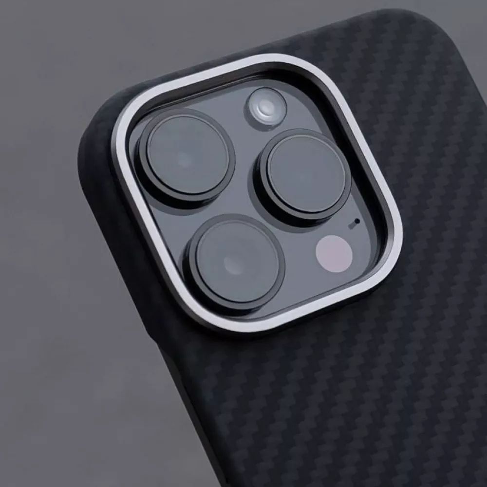 Чехол WAVE Premium Carbon Slim with MagSafe iPhone 13 Pro