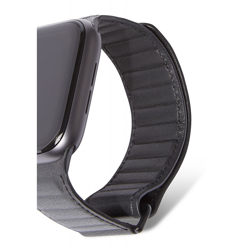 Кожаный ремешок Decoded for Apple Watch 1/5 42-44 мм с магнитным креплением, черный