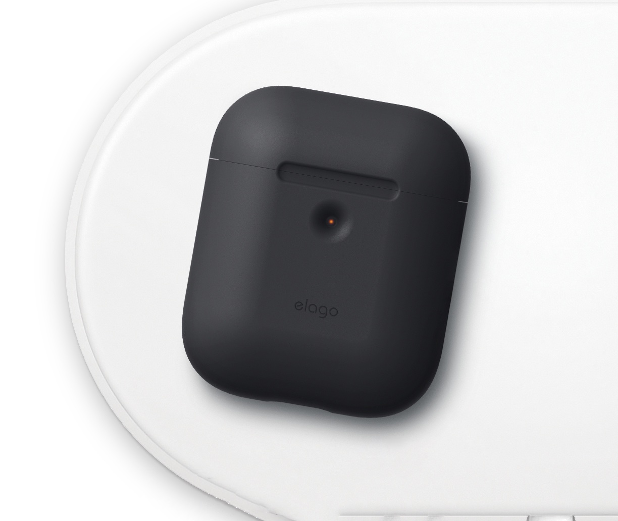 Чехол Elago A2 Silicone Case Black for Airpods with Wireless Charging Case (EAP2SC-BK)