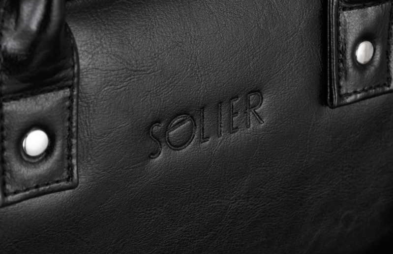 Кожаная сумка для ноутбука черная 15.6 BELFAST Solier SL21